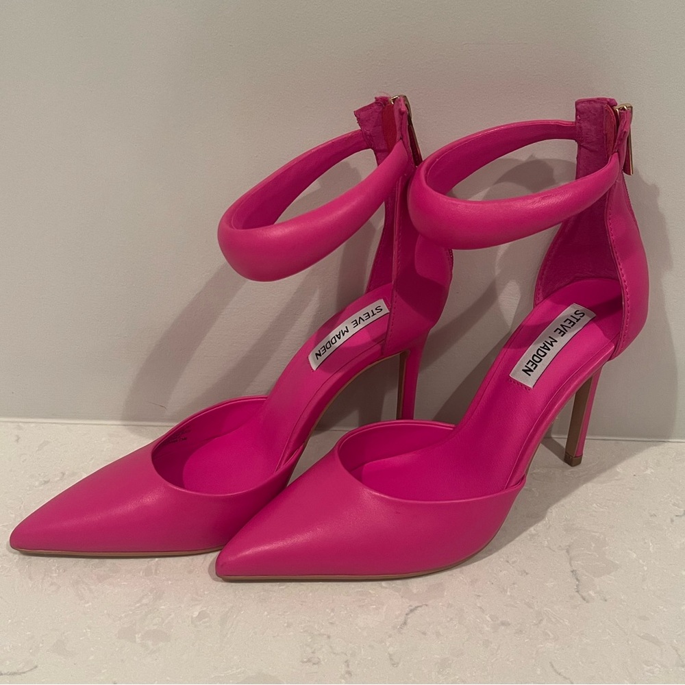 NWOT Women's Steve Madden Pink Ele Heels